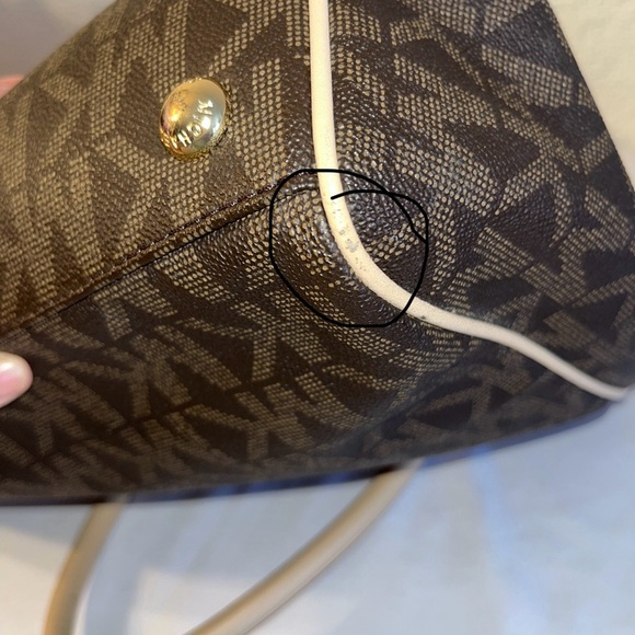 Michael Kors Dark Brown and Tan Logo Tote - Picture 13 of 16